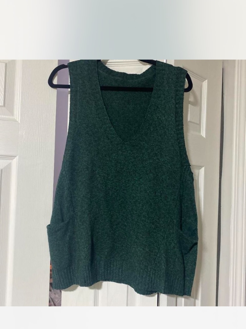 Dark Green V-Neck Knit Sweater Vest